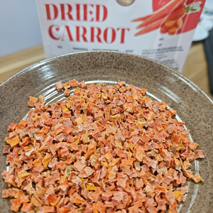 Zanahoria deshidratada en cubitos de Vietnam con color natural y sabor dulce para exportación - Product Image 3