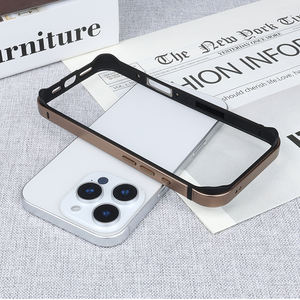 เคส iPhone 16 Pro Max อลูมิเนียมหรูหรา ผิวสัมผัสแบบโลหะขัดเงา ผ่านการทดสอบการตกกระแทก ดีไซน์บางเฉียบแต่ป้องกันได้ดี สำหรับผู้ชายและผู้หญิง - Product Image 2