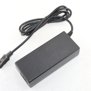 Adaptador de corriente de 12V y 8A, salida de CC de 96W, fuente de alimentación conmutada de presión constante para deshumidificador, Cable de 1M, refrigeración natural - Product Image 1