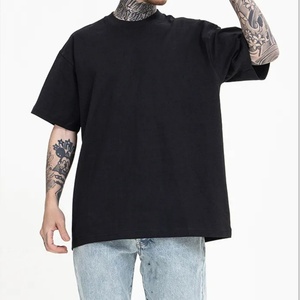 T-shirt pour homme en coton lourd noir, 95% coton, 5% élasthanne, couleur unie, col rond, taille oversize - Product Image 1