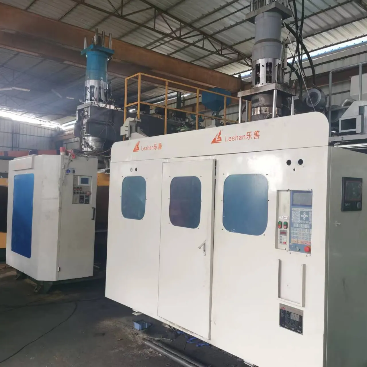 30 Liter extrusion blow molding machine used plastic bucket bottle blow moulding machinery