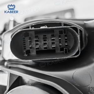 Phares adaptés à l'<span class=keywords><strong>Audi</strong></span> <span class=keywords><strong>A4</strong></span> B8.5 Facelift 2012-2015, barre de feux de jour à <span class=keywords><strong>LED</strong></span>, design xénon, LHD, remplacement des feux d'origine. - Product Image 3