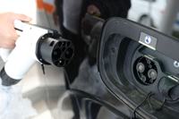 Nouveau chargeur DC pour véhicules électriques KED 120-240KW avec deux pistolets 80KW CCS et 60KW Chademo Combo OCPP1.6j, usage commercial, garantie de 2 ans