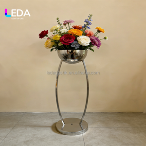Support à fleurs LEDA en métal doré, grand vase de sol, support pour pot de fleurs, centre de table pour mariage, allée de cérémonie, événement, fête, lieu de réception, maison, table - Product Image 3
