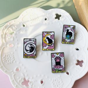 Fabricante profesional barato artesanías de Metal <span class=keywords><strong>Tarot</strong></span> esmalte Pin insignia tarjeta gatos <span class=keywords><strong>sol</strong></span> <span class=keywords><strong>mundo</strong></span> suave solapa Pin - Product Image 2