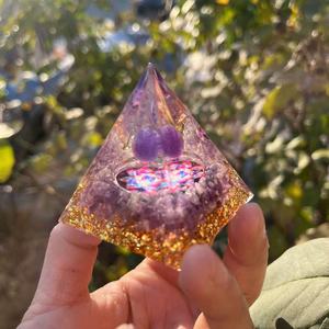 Số lượng lớn bán buôn Chất lượng cao chip Nhựa Kim tự tháp tinh thể năng lượng kim tự tháp ma thuật kim tự tháp - Product Image 6