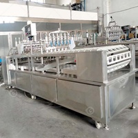 Machine de remplissage et de scellage rotative pour gelato, yaourt, lait, grand gobelet/bouteille/boîte/plateau, avec système de capsulage