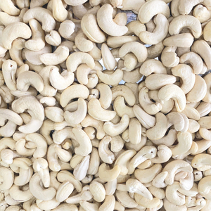 Anacardos de núcleo de alta calidad Exportadores Suministros de anacardos W320 a Oriente Medio Santigo Viet Nam Embalaje personalizado - Product Image 1