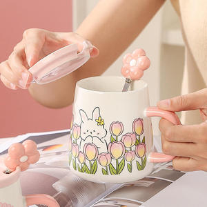 Taza Estética <span class=keywords><strong>con</strong></span> Diseño Creativo de Tulipán Rosa Pintado <span class=keywords><strong>a</strong></span> Mano, Regalo Personalizado para el Desayuno <span class=keywords><strong>con</strong></span> Cuchara y Tapa - Product Image 6