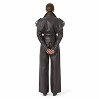 Chaqueta corta de piel de oveja marrón chocolate para mujer, estilo otoño, ecológica, antiarrugas, con cremallera, diseño asimétrico de alas, solapa tipo moto y orificios para los pulgares.