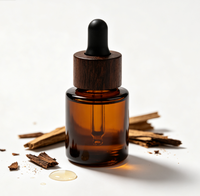 Huile d'agarwood, extrait d'herbes liquide en bouteille, emballage en plastique et en fût