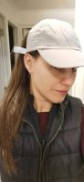 Gorra de béisbol unisex ajustable de 6 paneles con cola de caballo cruzada y moño alto, de secado rápido, 100% algodón, con bordado a mano y hebilla metálica.