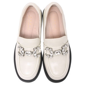 Versatile Polished Leather Platform Loafers - Product Image 3