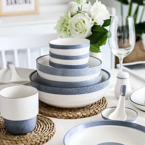 Бело-голубые красивые чаши, зарядное устройство, тарелки для стейка, посуда, фарфоровые столовые наборы