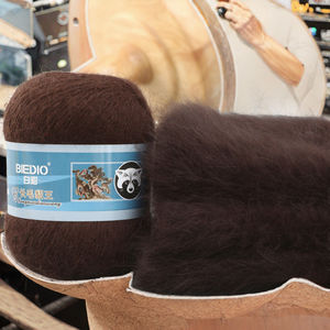 Pabrik Benang Campuran Wol Angola 14s/2 ZHIR Grosir Benang Bulu Mink dengan Pola Rambut Panjang yang Diwarnai untuk Rajutan Tangan dan Tenun - Product Image 2