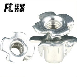Insert de fixation à quatre griffes galvanisé Fenglian, filetage interne, acier au carbone Q235, DIN1624, niveau 4.8, pour assemblage de meubles - Product Image 3
