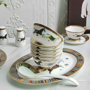 Wholesale Luxury Gold Porcelain Dinnerware Set with Horse 58pcs Bone China Plates for 12 People Stocked Features - Product Image 6