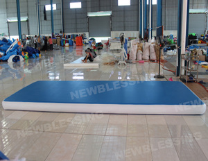 Hot Sale Gymnastics Inflatable Air Tumbling Track Portable Customizable Size & Color Gym Equipment DWF Air Track Inflatable Air - Product Image 4