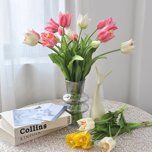 Ramo de Tulipanes Artificiales de Goma Suave, Blanco, Rosa y Amarillo, Decoración para el Hogar, Accesorios para Fotografía - Product Image 1