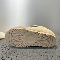 Chaussures en daim givré pour femme, modèle hiver 2025, basses, doublées en peluche, avec fermeture Velcro, chaudes et fourrées