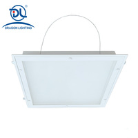 Plafonnier LED carré SMD 40W IP65 pour éclairage intérieur, idéal pour les bureaux et les espaces commerciaux