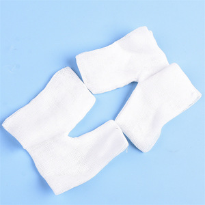 Compresas de Gasa Estériles Desechables en Forma de V para Traqueostomía, 8cm x 10cm, Blancas, Paquete de 2, para Cuidado de Traqueotomía - Product Image 1