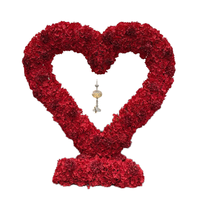 Arche de mariage en tissu tendu en fer en forme de cœur avec des fleurs artificielles rouges, écologique, décoration de fond de scène 2x2m