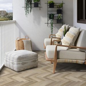 Revêtement de sol en vinyle SPC de luxe à emboîtement en chevrons, avec motifs imitation bois et pierre, adapté aux appartements et aux salles de bain - Product Image 6