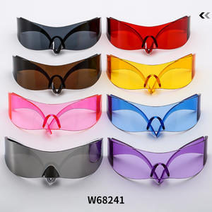 Gafas de Sol de Ciclismo Steampunk Y2K Resistentes al Viento con Lentes Degradadas, Estilo Futurista Vanguardista de Heavy Metal para Hombre y Mujer - Product Image 2