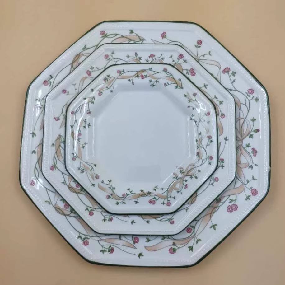 จานสีขาว ขนาด 10 นิ้ว