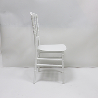 Nouvelles chaises de mariage empilables en résine pour événements à Dubaï, chaises de jardin en plastique pour mariages, vente en gros
