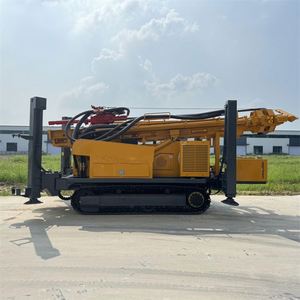 Foreuse rotative diesel sur chenilles haute efficacité SL1000, profondeur 1000m, facile à utiliser pour la construction de puits d'eau - Product Image 1
