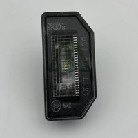 Accessoires pour véhicules électriques transfrontaliers : Éclairage de plaque d'immatriculation arrière 1449730-00-B pour Tesla Model Y