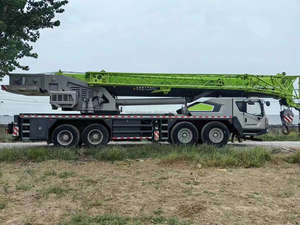 Grue sur camion Zoomlion de 220 tonnes d'occasion en excellent état - Product Image 5