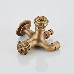 Роскошный настенный латунный распылитель для биде - Product Image 4