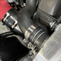 Pince de tension intelligente Offre Spéciale Super Sealing Pince doublée automatique réglable pour la fixation de la connexion Revêtement noir pour l'automobile