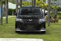 Wuling Xingguang 730, monospace de luxe à essence, nouveau modèle, 5 portes, 7 places, transmission automatique, 2026, fabriqué en Chine, aspiration naturelle, LED