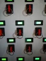 Armoire à clés intelligente 10 emplacements avec reconnaissance faciale pour la gestion des clés de véhicules d'entreprise – Boîte de gestion des clés en libre-service
