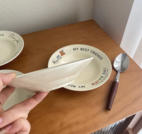 Assiette en céramique INS avec lettres anglaises, assiette à salade, assiette à fruits, assiette à dessert, petit plat, finition brillante, compatible micro-ondes, style minimaliste