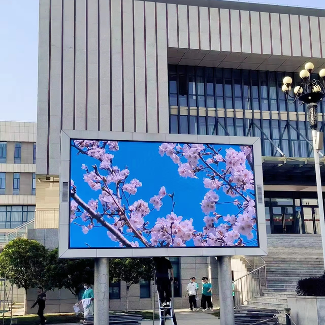 High Brightness P6 Outdoor LED Display for Advertising Waterproof Durable and High Contrast Led Outdoor Screen Display
