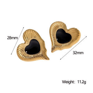 Boucles d'oreilles clous tendance en acier inoxydable plaqué or 14 carats PVD, motif fleur, cœur, papillon, émail doré, haute qualité, personnalisées pour les fêtes - Product Image 6