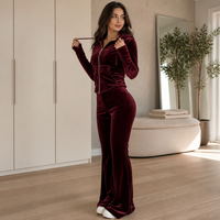 Ensemble deux pièces décontracté pour femme Joydressing : haut à capuche zippé bordeaux et pantalon large