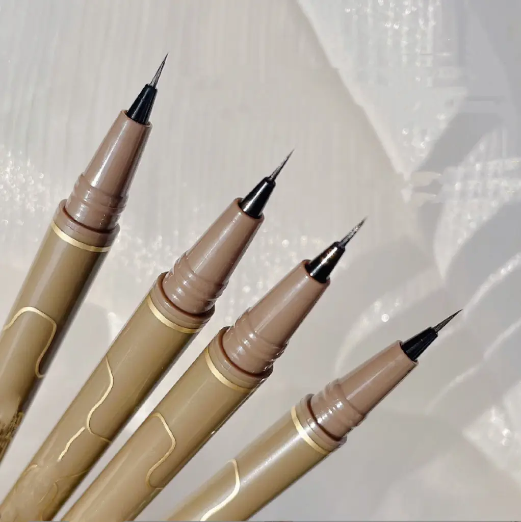 4 रंग आईलाइनर पेंसिल अल्ट्रा-ठीक टिप आई लाइनर पेन मेकअप निविड़ अंधकार लंबे समय तक चलने आईलाइनर