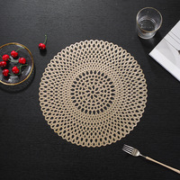 Nouveau Set de Table PVC Creux Style Luxe Léger 38cm, Style Instagram, Estampillé Or Européen, Résistant à la Chaleur et Imperméable
