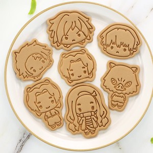 Emporte-pièce <span class=keywords><strong>Demon</strong></span> <span class=keywords><strong>Slayer</strong></span>, dessin animé 3D, emporte-pièce à pression 3D, moule à biscuits en pâte à sucre, outils de pâtisserie DIY - Product Image 2