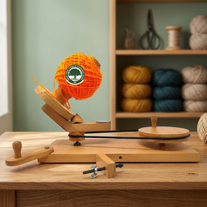 RIKSH High-quality Wooden Yarn Ball Winder 15cm Simple Hand Knitting Sewing Accessory Eco-Friendly Made Legally Procured Wood - Product Image 3