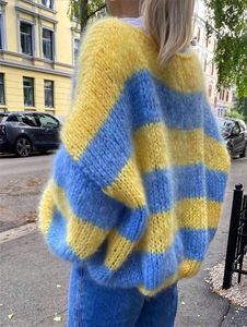 Petit printemps et automne frais nouveau pull paresseux en vrac tissé à la main pull tricoté pour femmes à un cou haut rayé - Product Image 4