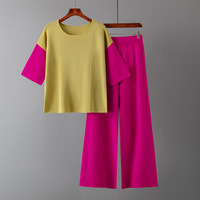 Personnalisé Été Casual Survêtement 2 Pièces Femme, Ensemble Court Femmes Costume Plissé Dames Ensembles/