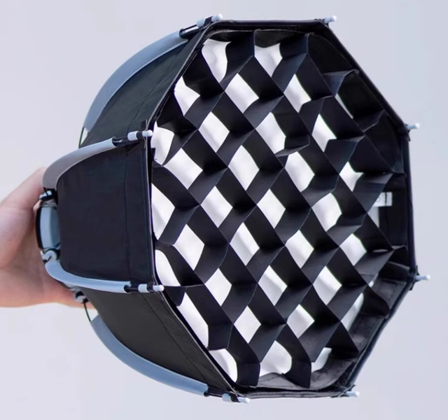 Portable 9.8 Inch 22cm Octagon Umbrella for Quick Release Mini with Honeycomb Grid Stainless Steel for Palm Cob Light