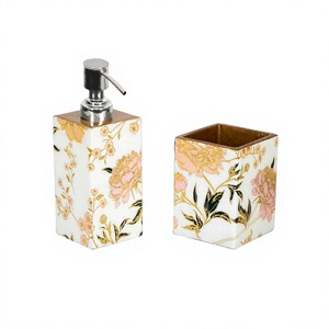 ชุดจ่ายสบู่แบบฝังเปลือกหอยพรีเมียม งานฝีมือเรซิ่น - Product Image 1